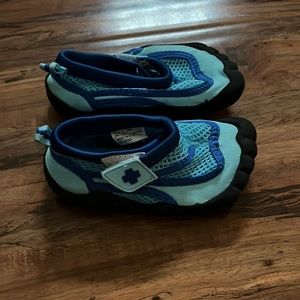 Lifeguard Toddler Water Shoes Size 5/6